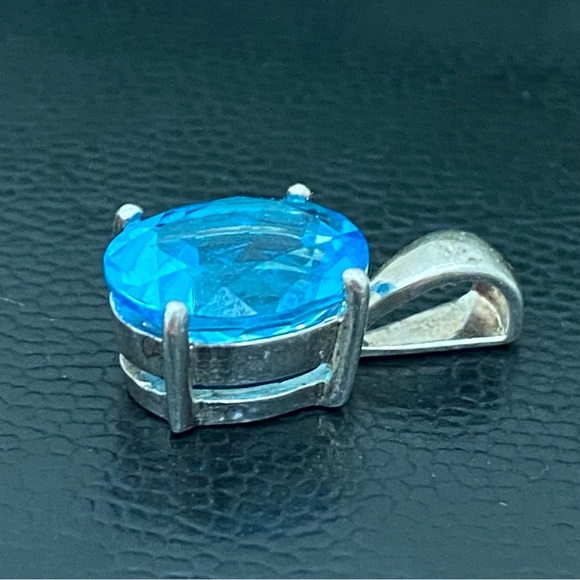 Vintage Sterling Silver SCBS 925 Oval Blue Topaz CZ Cubic Zirconia Pendant 3.2g - Picture 6 of 16
